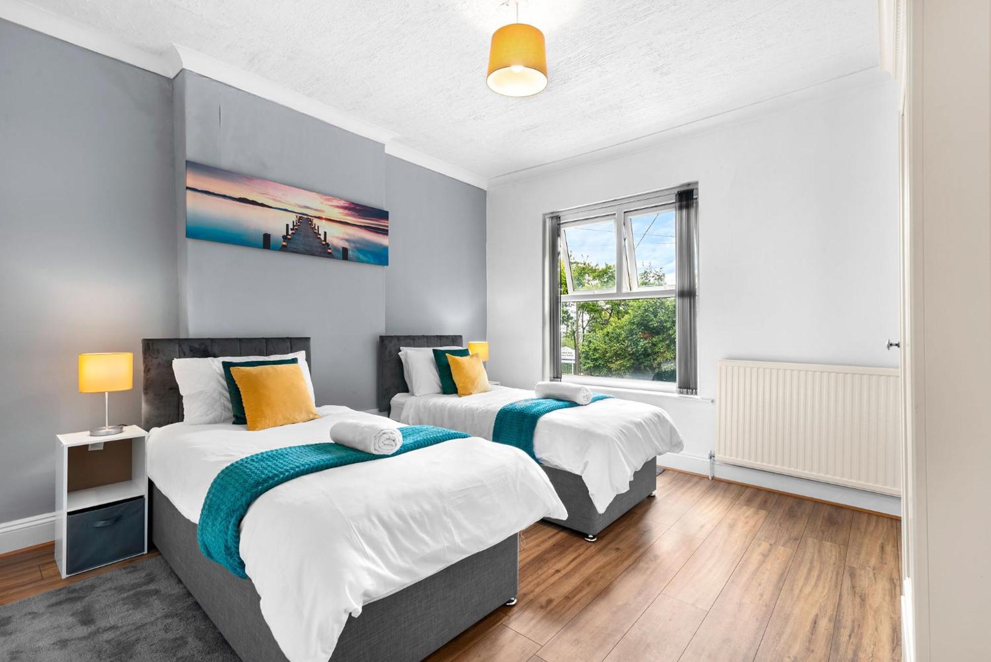 Hilltop Place Suites Near Meadowhall Sheffield Zewnętrze zdjęcie